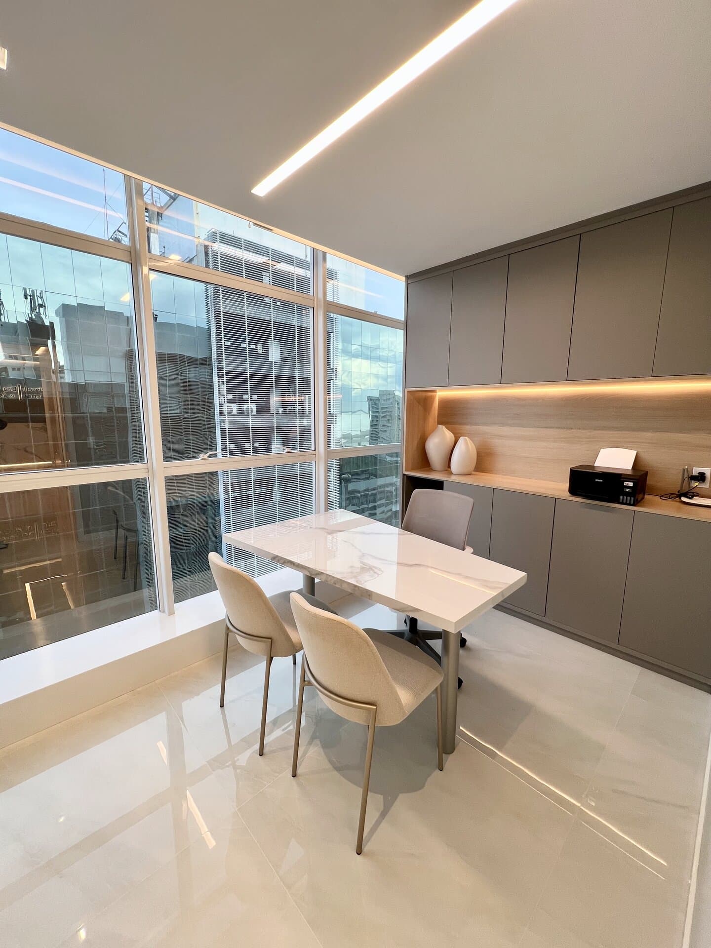 Sala de atendimento da Clínica M|P Plástica